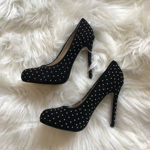 INC International Concepts Black Pumps